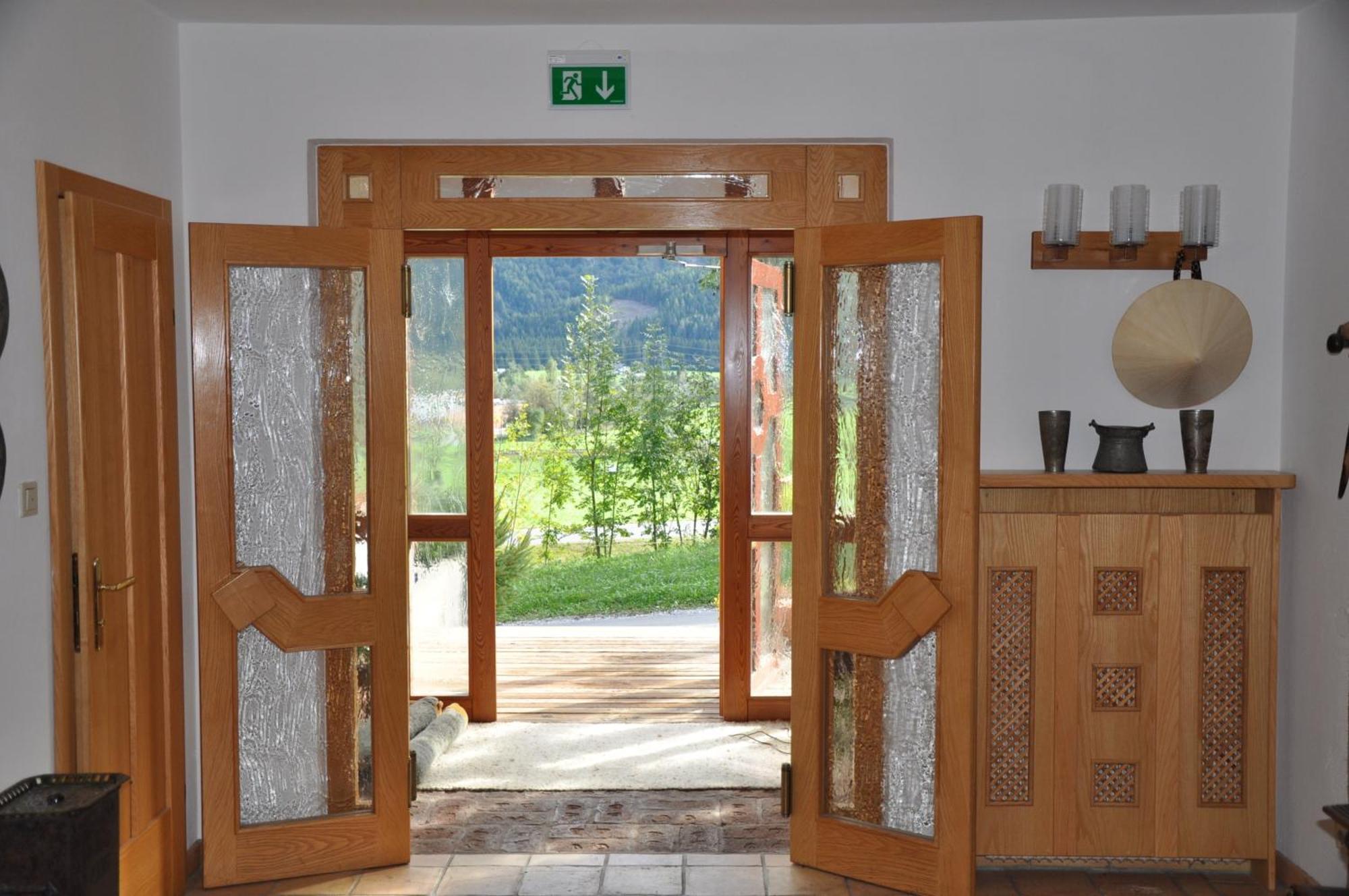 Pension Leitner Hermagor-Pressegger See Bagian luar foto